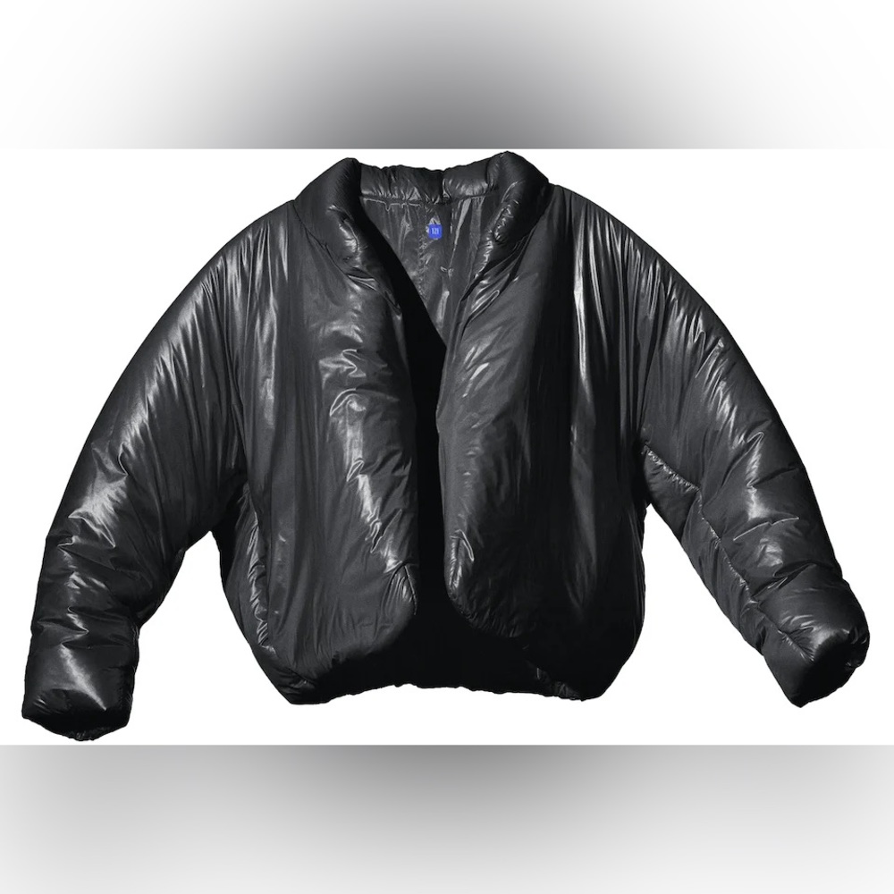 Yeezy Gap Round Jacket Size Medium - image 1